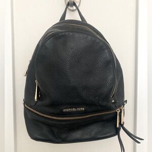 ❌s o l d. Michael Kors Black Pebbled Leather Backpack
